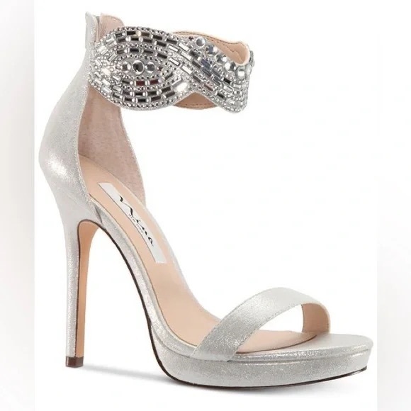Nina Shoes - Nina Fayth silver jeweled satin 4.5 inch heel size 6